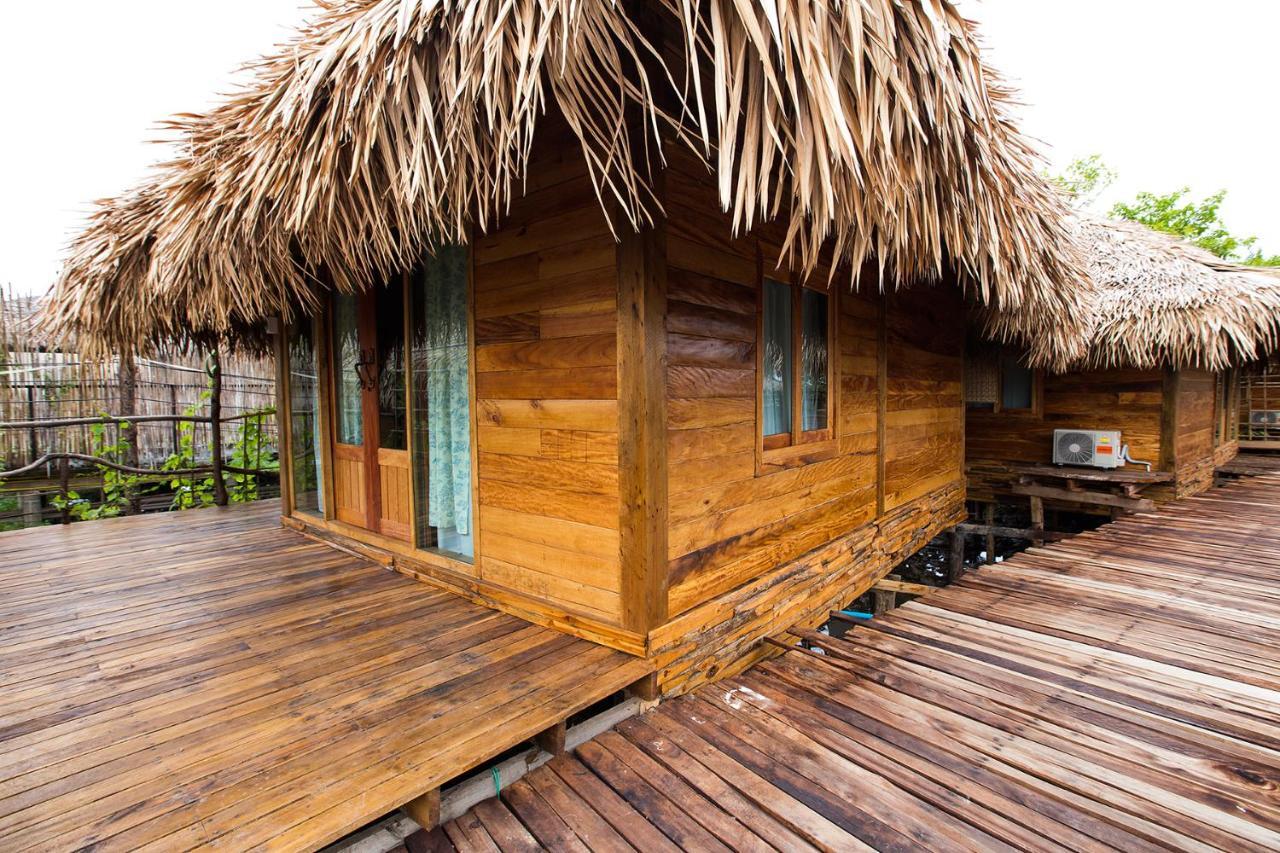 Baan​ Tonlamphu​ Pakpra Hotell Phatthalung Exteriör bild